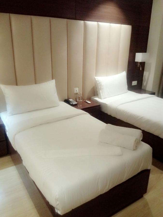 The Grand Parisian Hotel Delhi  Exterior foto