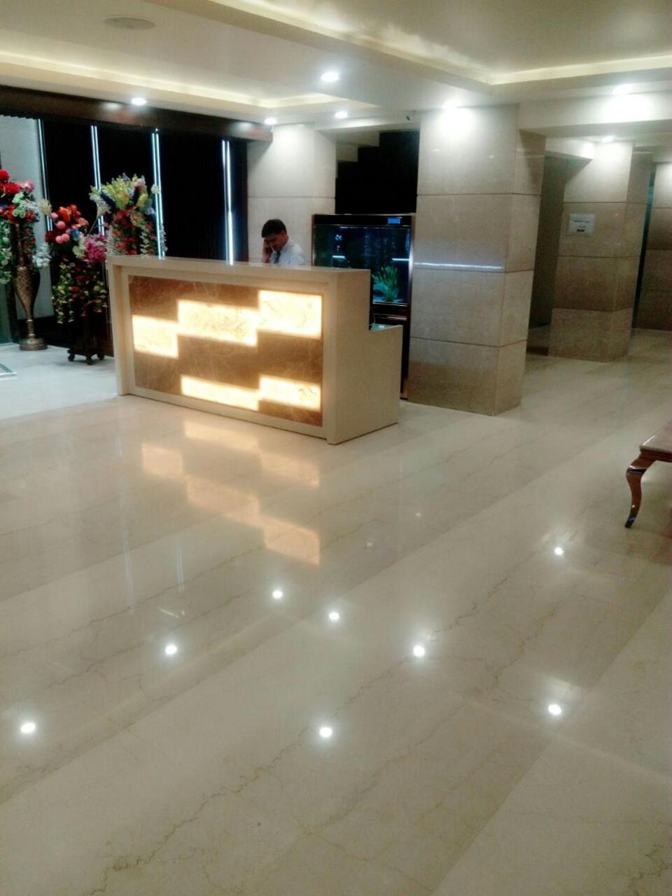 The Grand Parisian Hotel Delhi  Exterior foto