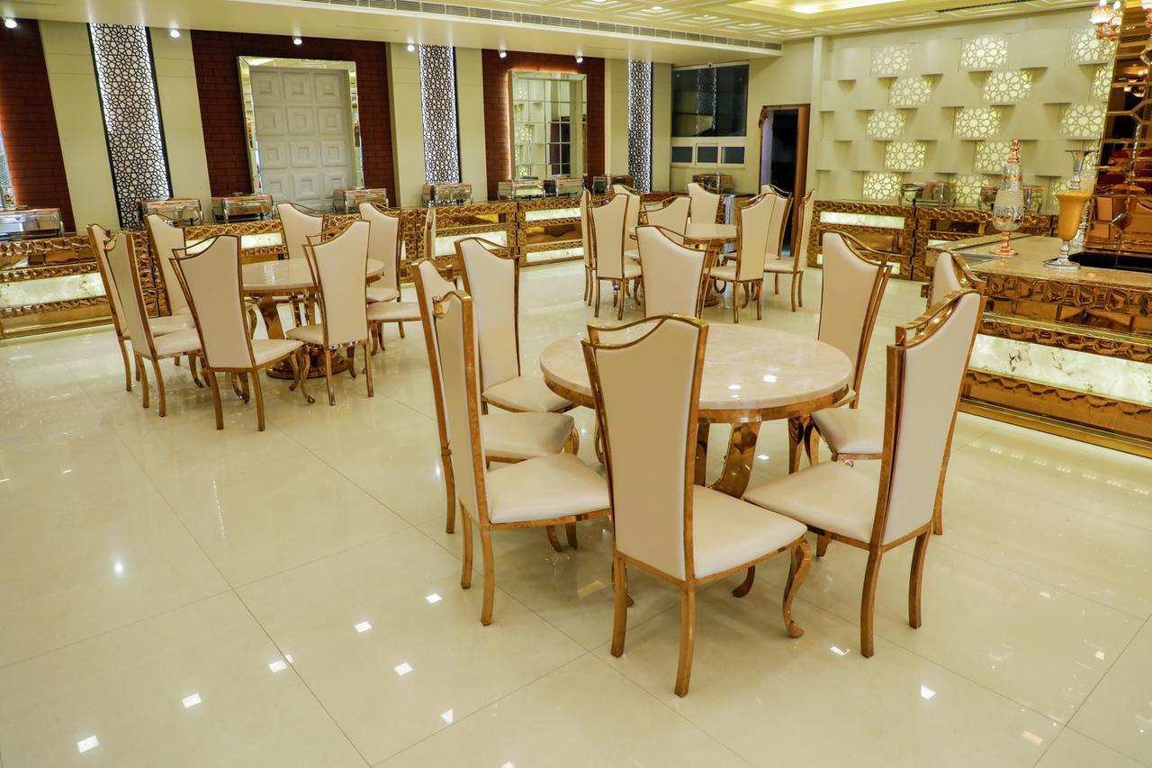 The Grand Parisian Hotel Delhi  Exterior foto
