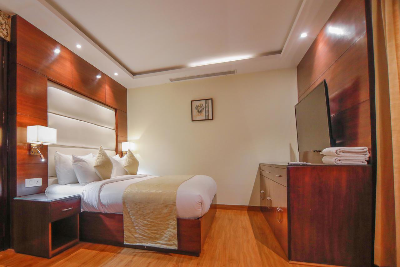 The Grand Parisian Hotel Delhi  Exterior foto