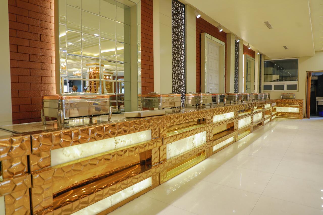 The Grand Parisian Hotel Delhi  Exterior foto