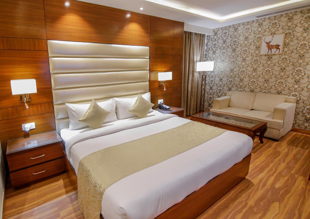 The Grand Parisian Hotel Delhi  Exterior foto