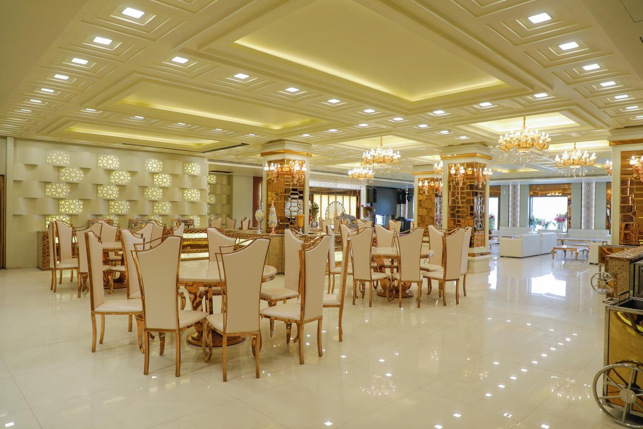 The Grand Parisian Hotel Delhi  Exterior foto